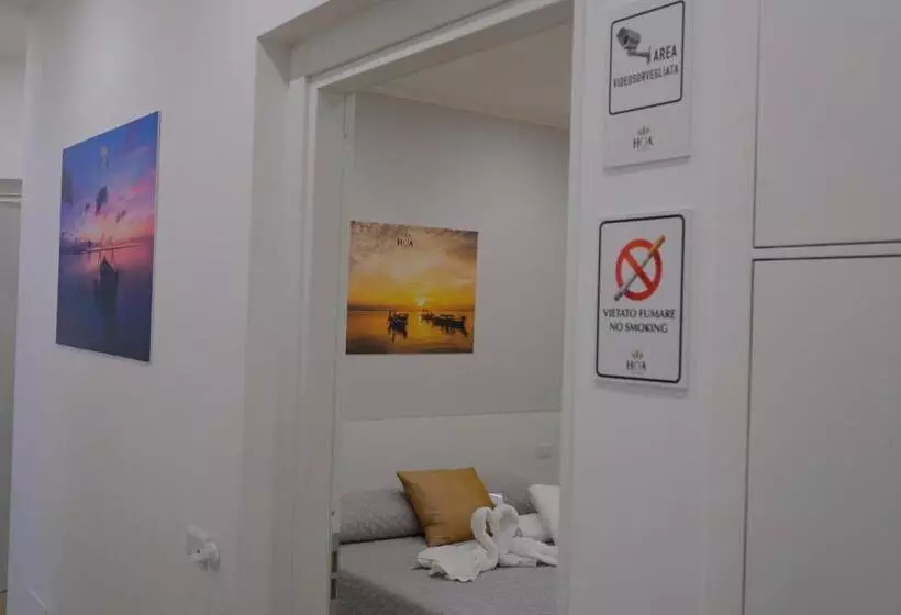 ベッドアンドブレックファースト Hoa Suites