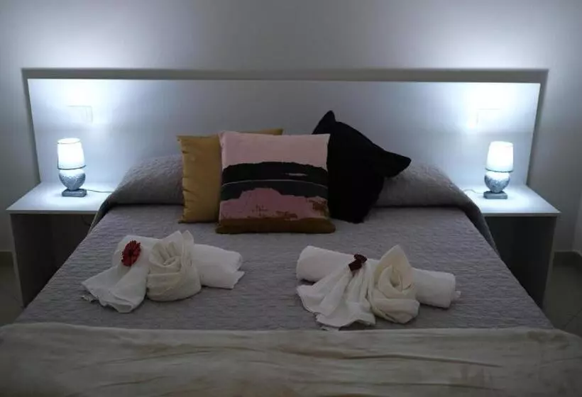 ベッドアンドブレックファースト Hoa Suites