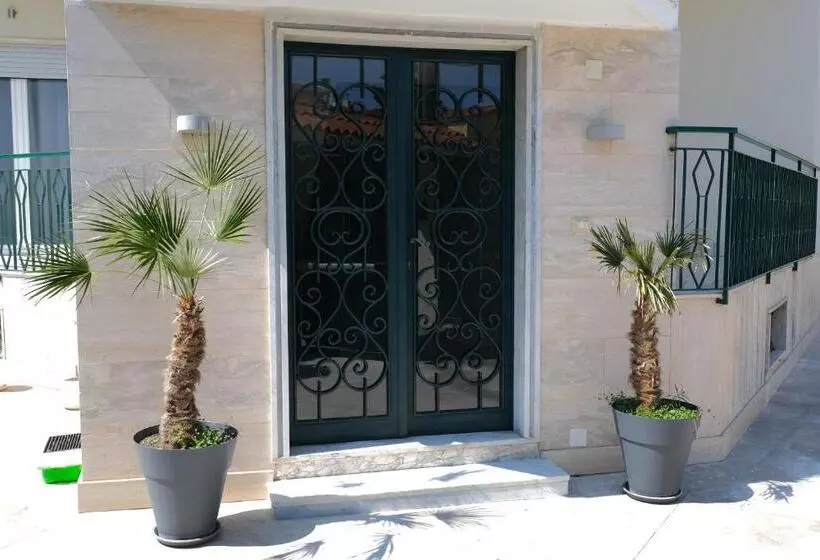 ベッドアンドブレックファースト Hoa Suites