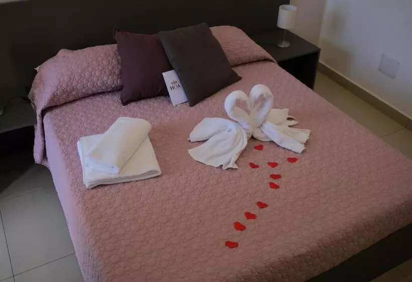 ベッドアンドブレックファースト Hoa Suites