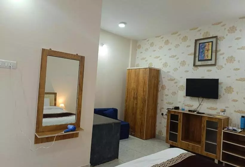 ホテル Mango Valley Resort Ganpatipule