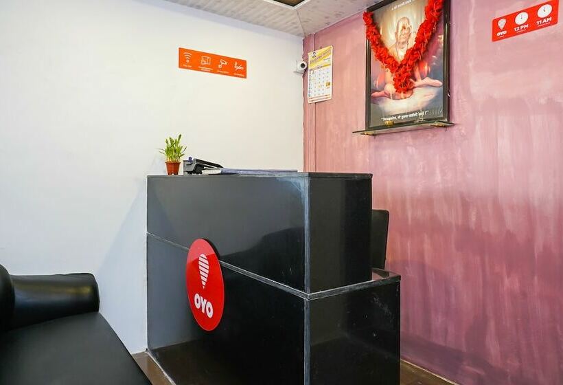 Oyo 18653 Hotel Swami Samarth