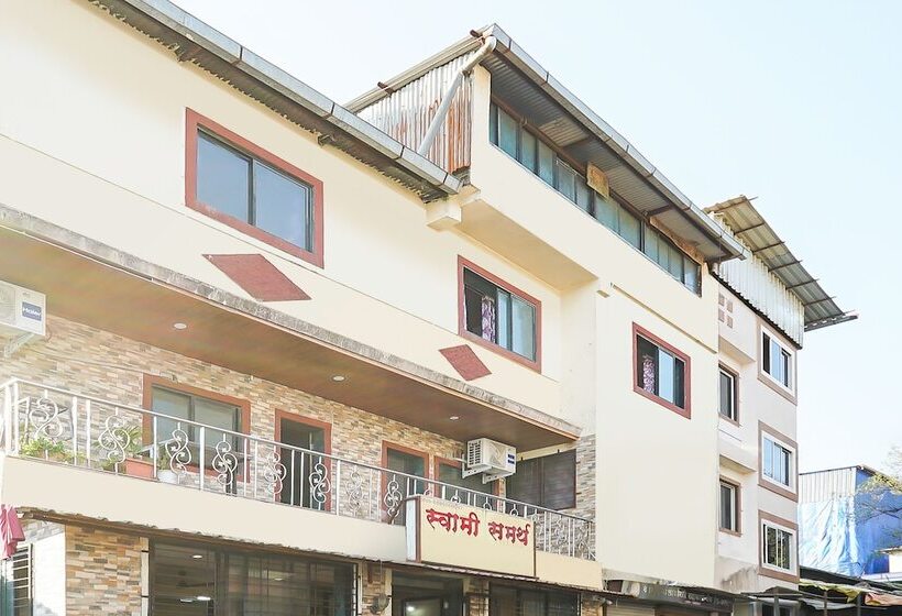 Oyo 18653 Hotel Swami Samarth