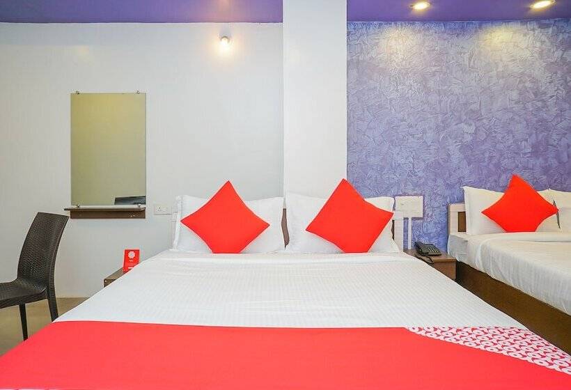 Oyo 18653 Hotel Swami Samarth