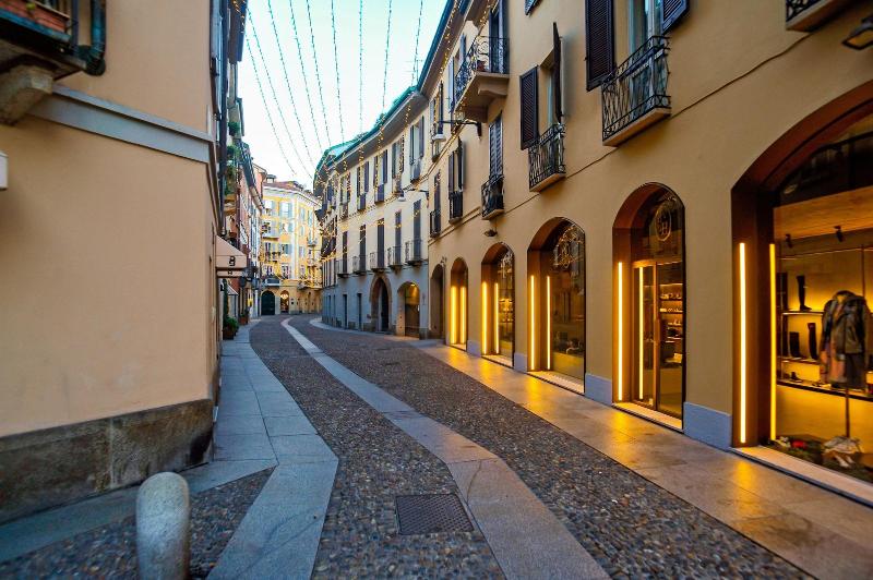 膳宿费 The Unique