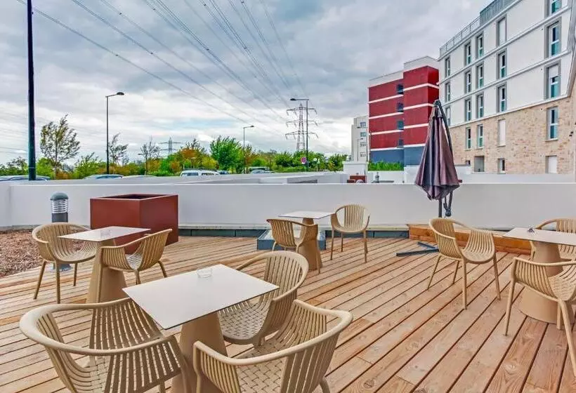 All Suites Appart Hôtel Massy Palaiseau