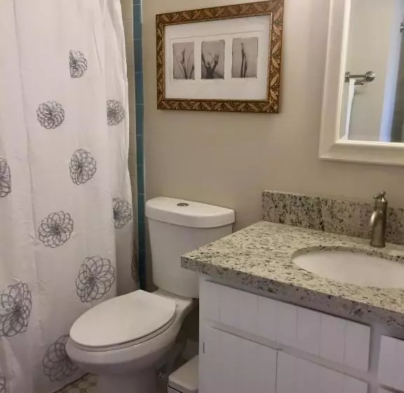 Bisbee Brownstone Suites