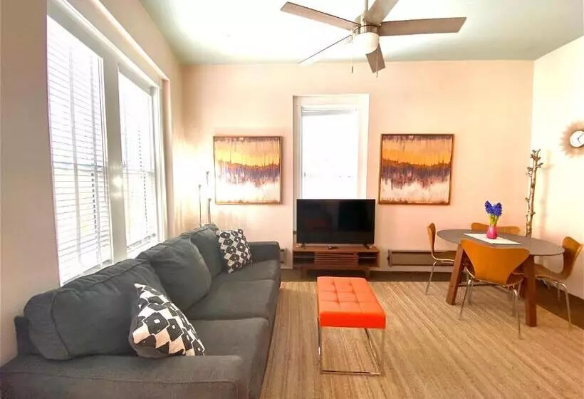 Bisbee Brownstone Suites