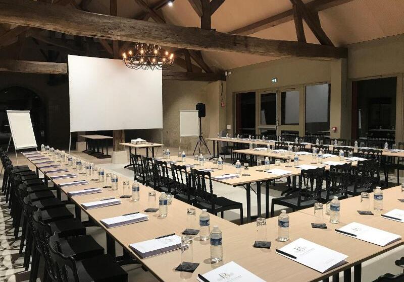 Отель Le Prieure De Boulogne