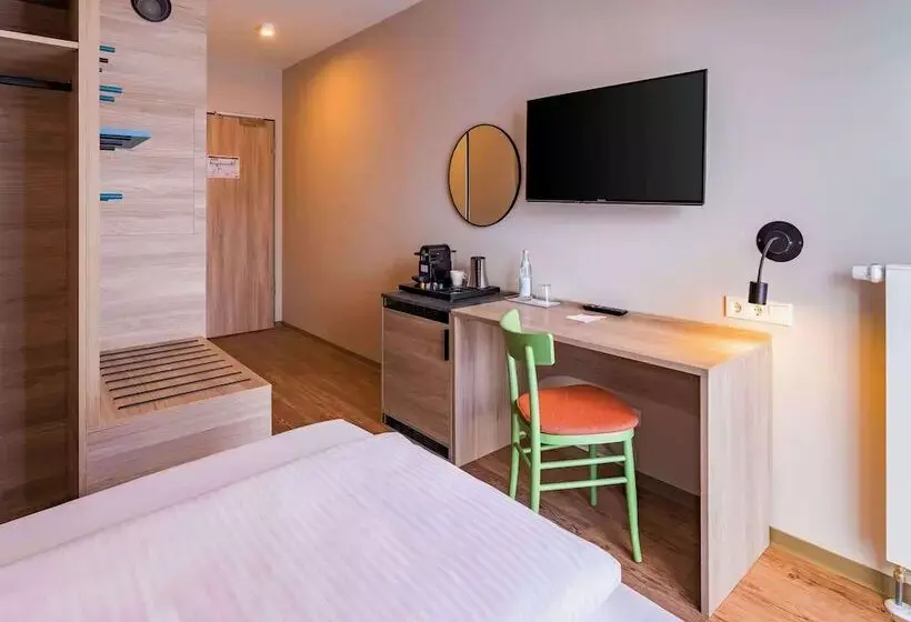 هتل Ramada Encore By Wyndham Munich Messe