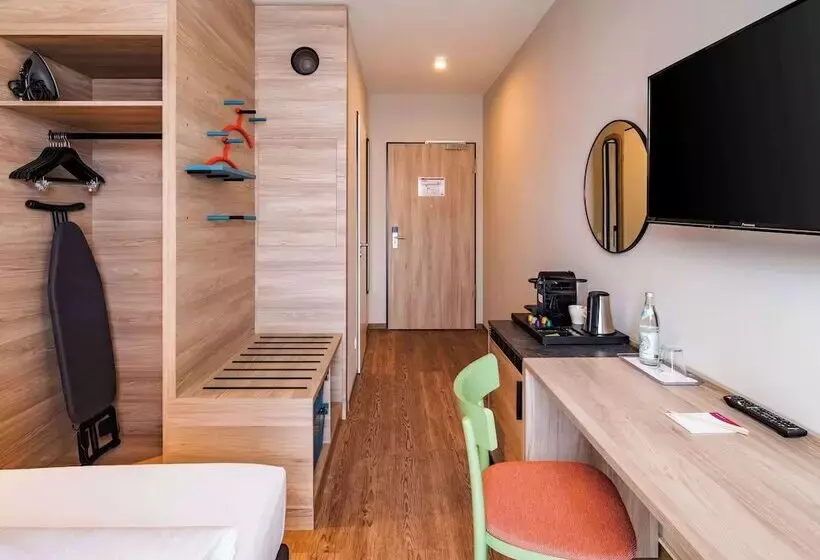 هتل Ramada Encore By Wyndham Munich Messe