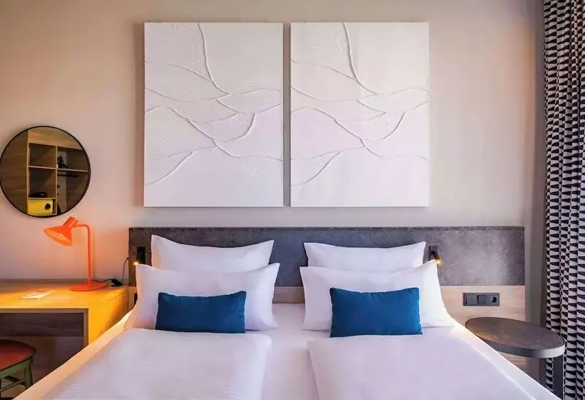 هتل Ramada Encore By Wyndham Munich Messe