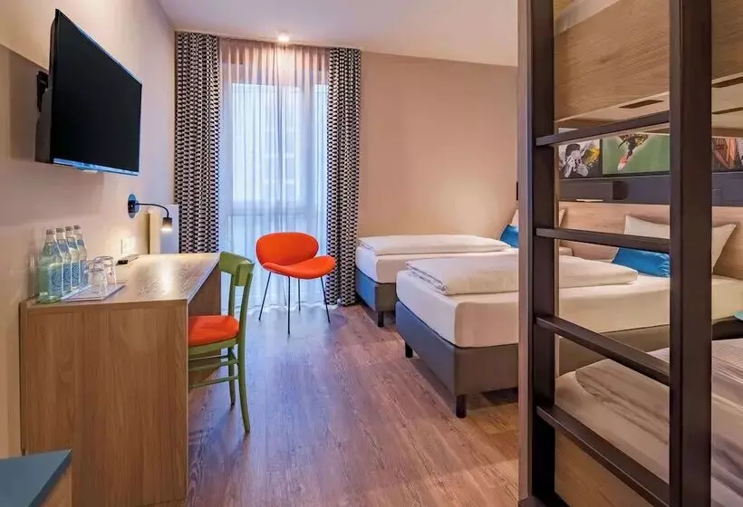 هتل Ramada Encore By Wyndham Munich Messe