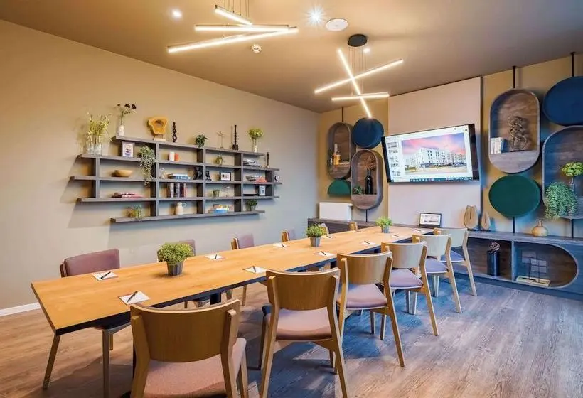 ホテル Ramada Encore By Wyndham Munich Messe