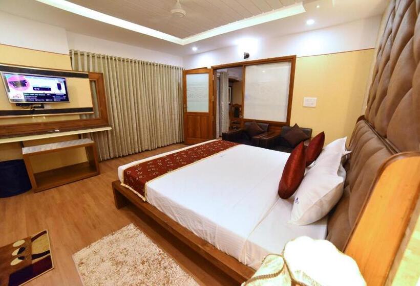 Hotel Vashanth Krishna