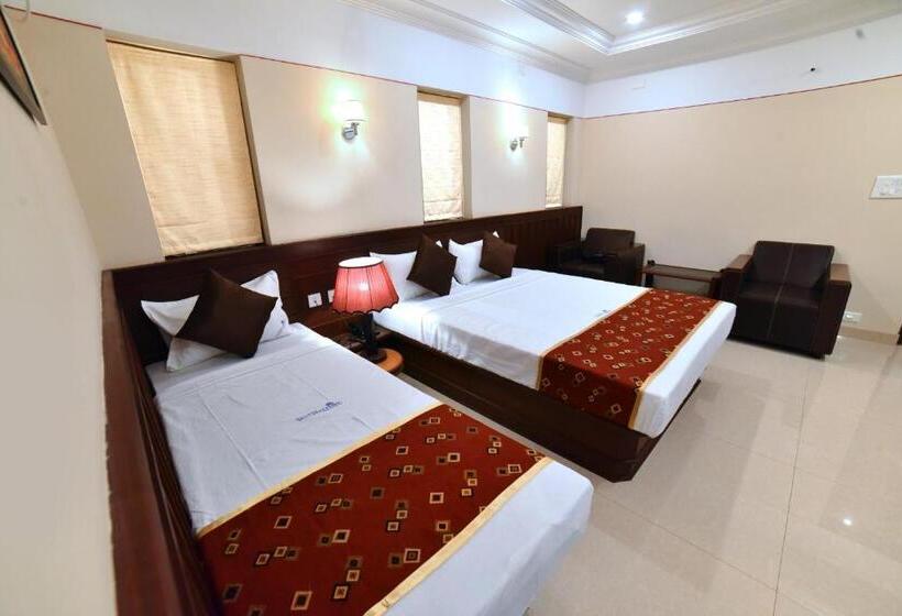 Hotel Vashanth Krishna