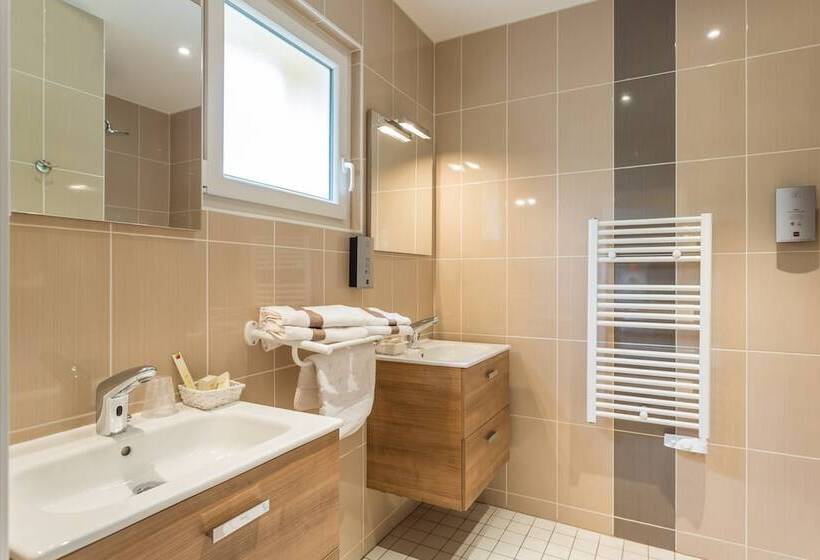 ホテル Restaurant Le Yeti