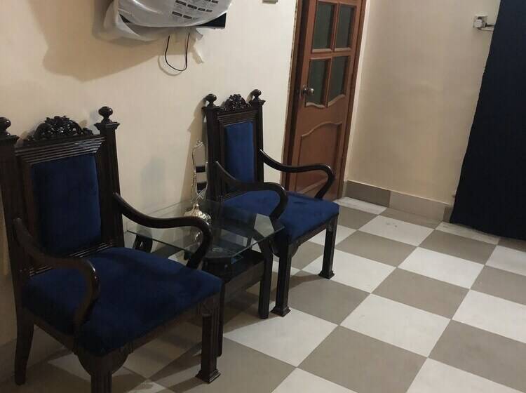 پانسیون Aimys Villa Guest House