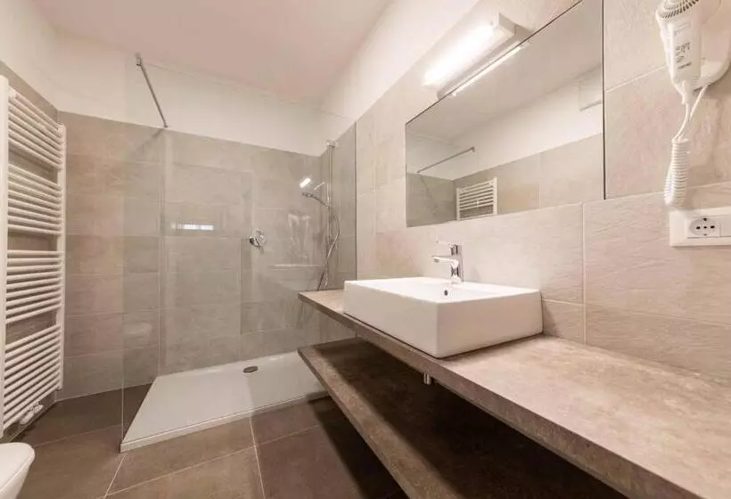 ペンション Stay Cooper L Guesthouse Zum Löwen