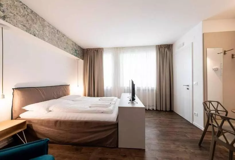 ペンション Stay Cooper L Guesthouse Zum Löwen