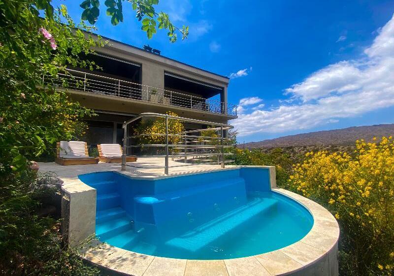 Resort El Carmelo Mountain Lodge