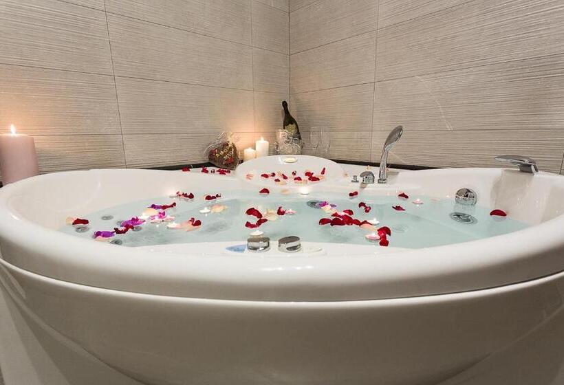 Hh Hermoso Housing Alessandria