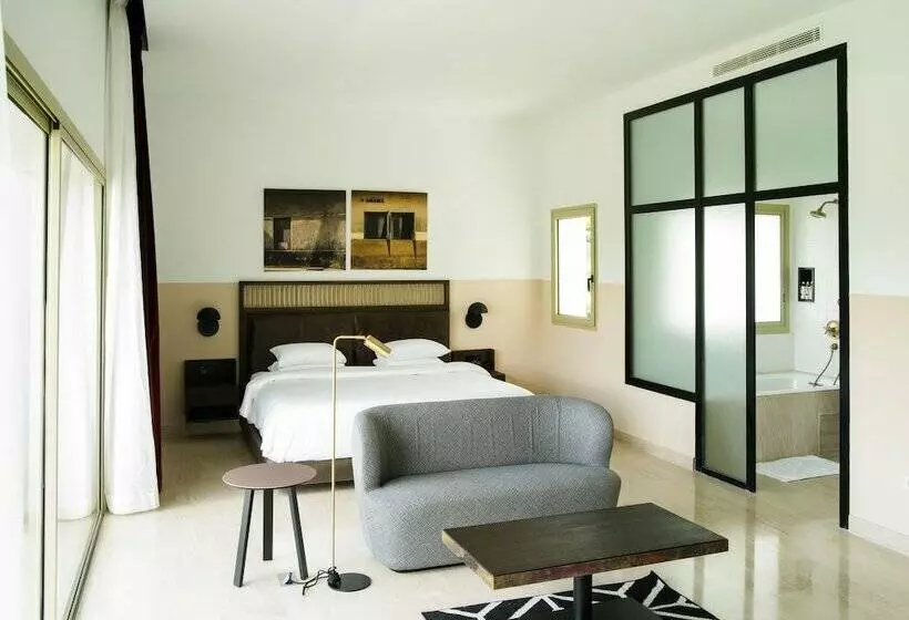 Hotel Lepic Villa