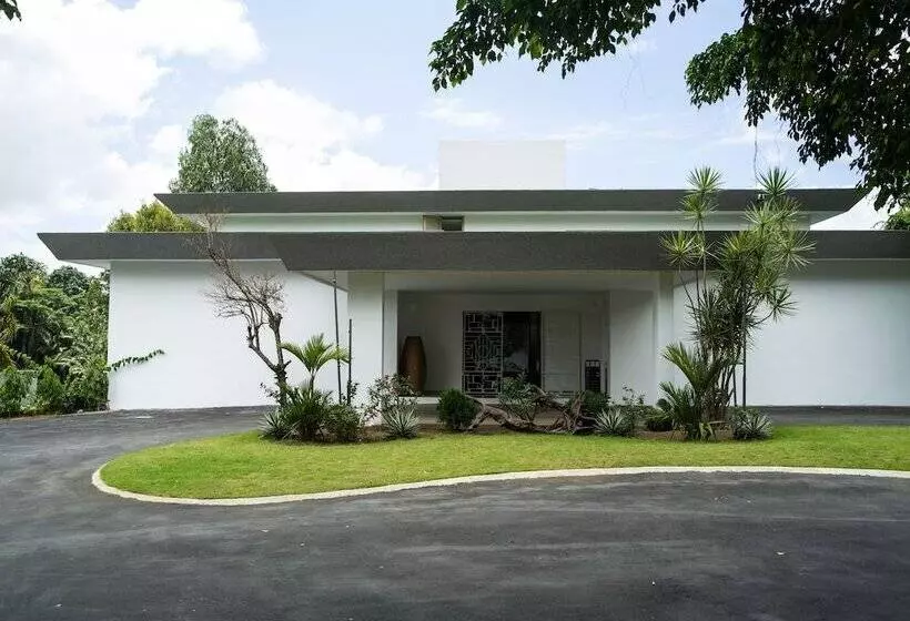 Hotel Lepic Villa