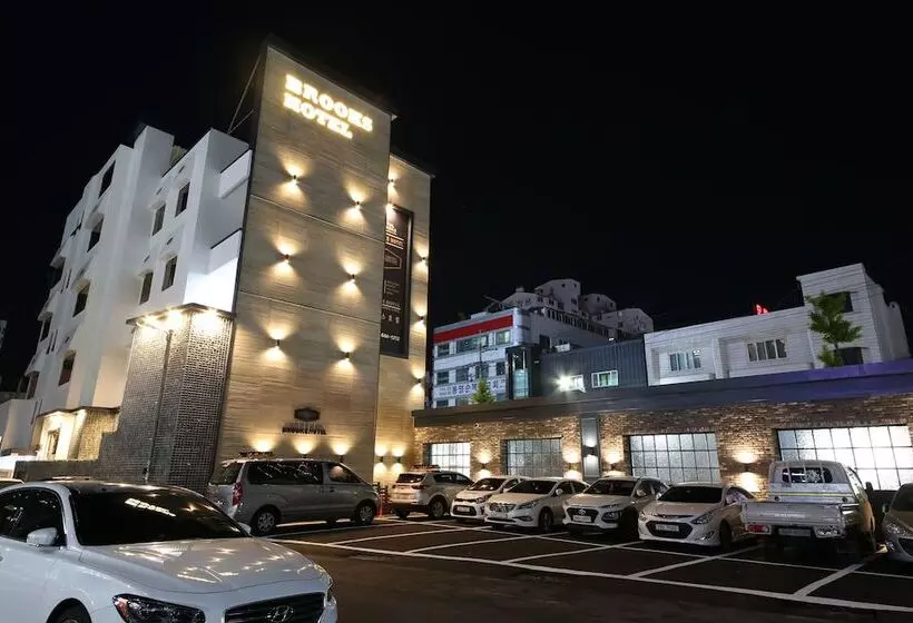 Brooks Hotel Tongyeong