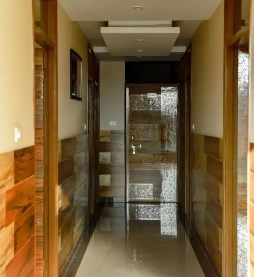 ホテル Paradise Inn