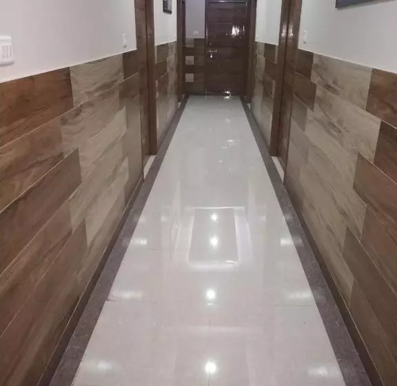 ホテル Paradise Inn