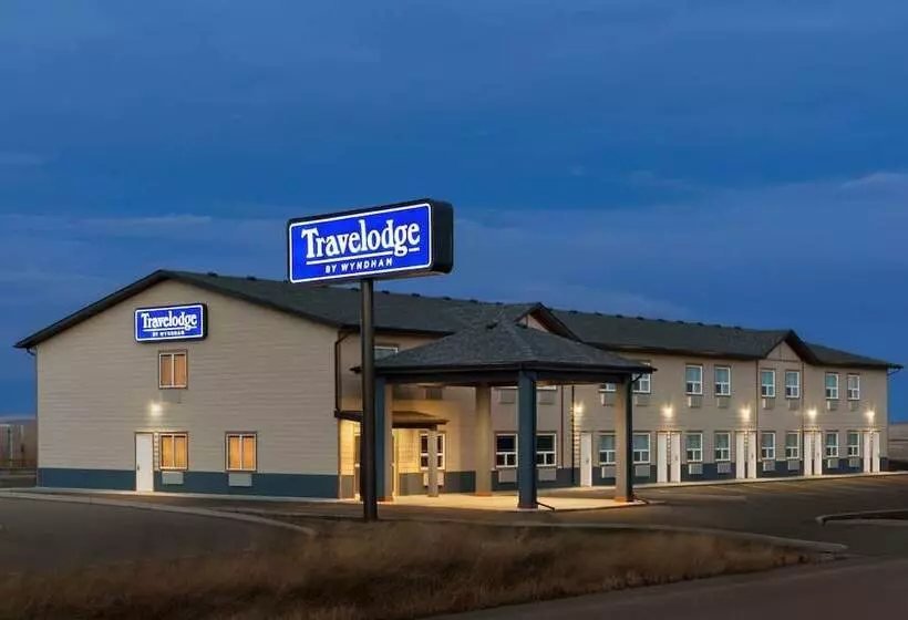 ホテル Travelodge By Wyndham Pincher Creek