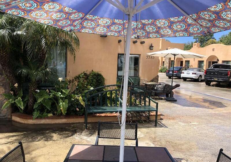 ユースホステル Casa Del Sol