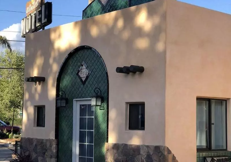 Retkeilymaja Casa Del Sol