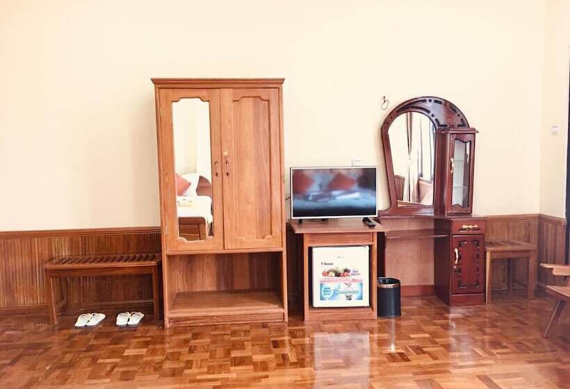 هتل Mother S Home