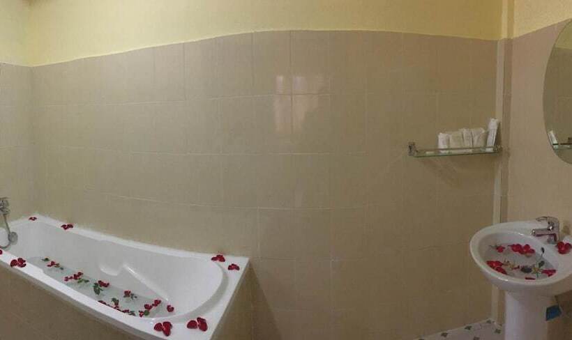 هتل Mother S Home