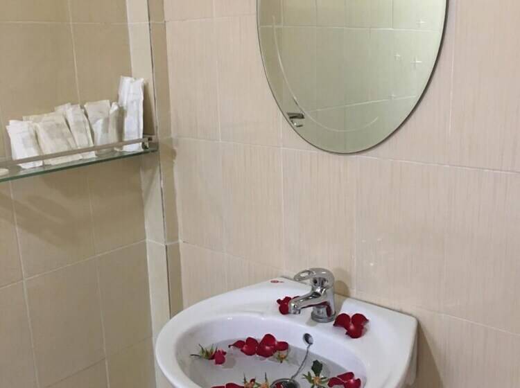 هتل Mother S Home