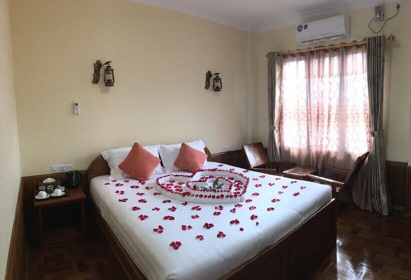 هتل Mother S Home