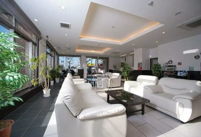 Hotelli Omura Station