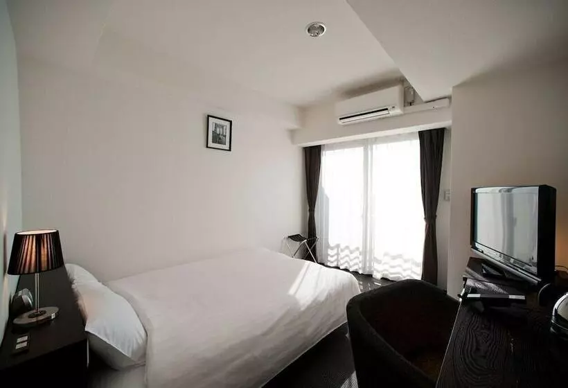 Hotelli Omura Station