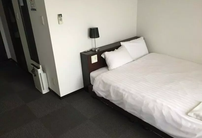 Hotelli Omura Station