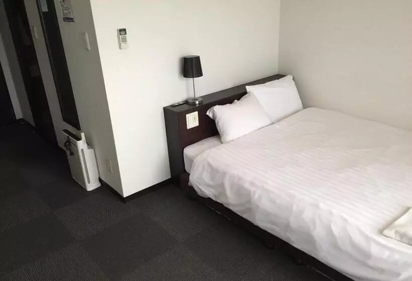 Hotelli Omura Station