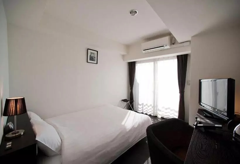 Hotelli Omura Station