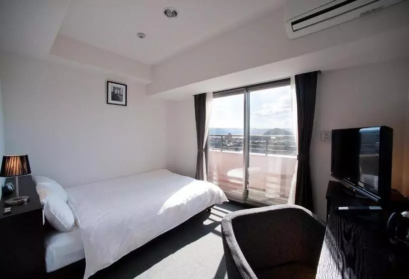 Hotelli Omura Station