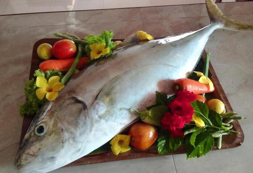 膳宿费 La Perla Bentota