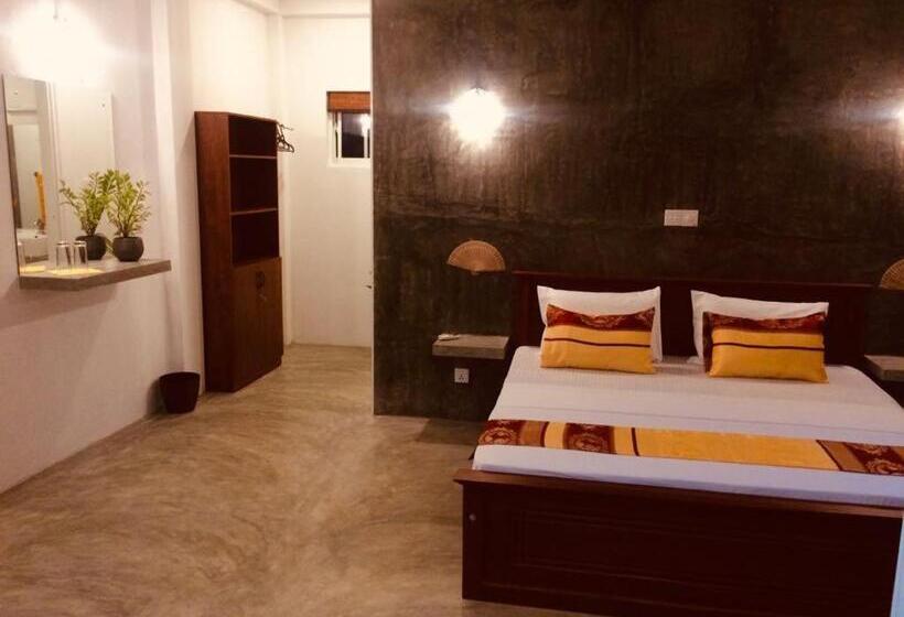 膳宿费 La Perla Bentota