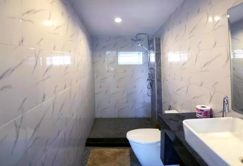 Chaweng Modern Villas   Studio 2