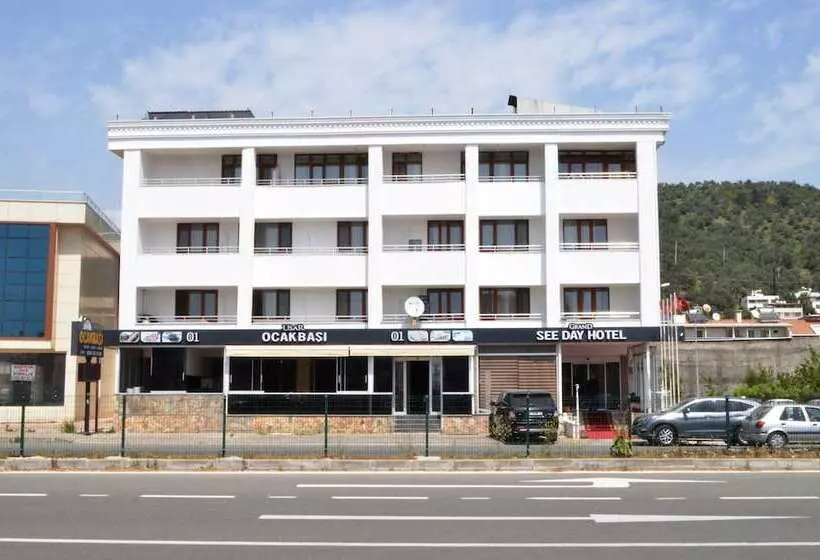 Hotelli Grand See Day