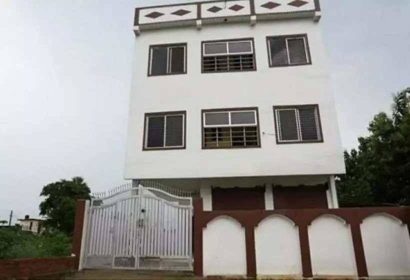 هتل Tapasya Palace