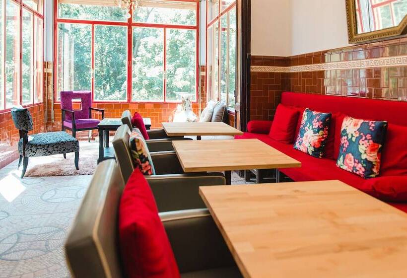 Отель Torre Barcelona